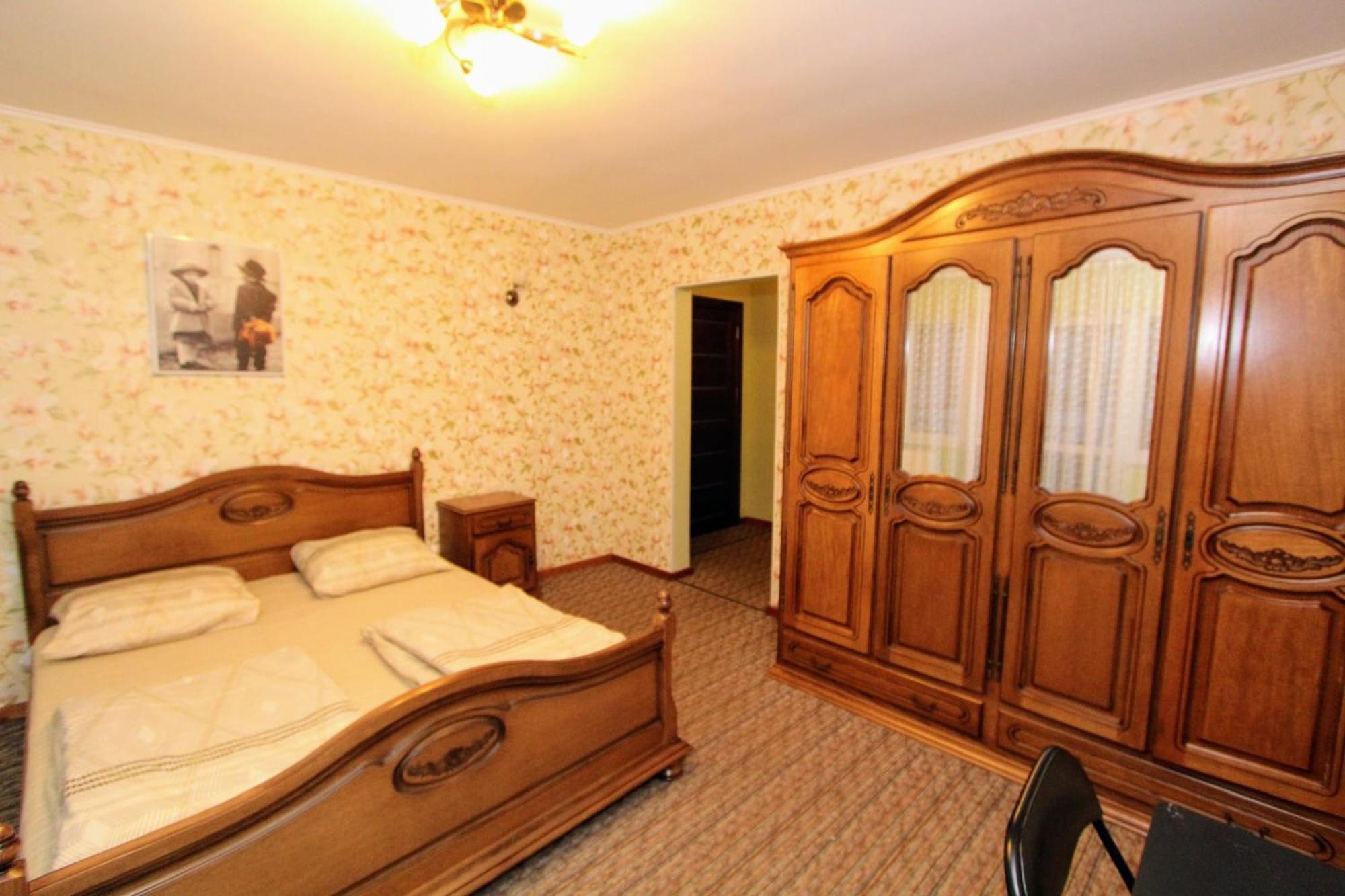 Затишний Міні-Готель "Rosky" Yasinya Quarto foto